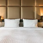 Riva - Delft Hotel 4*