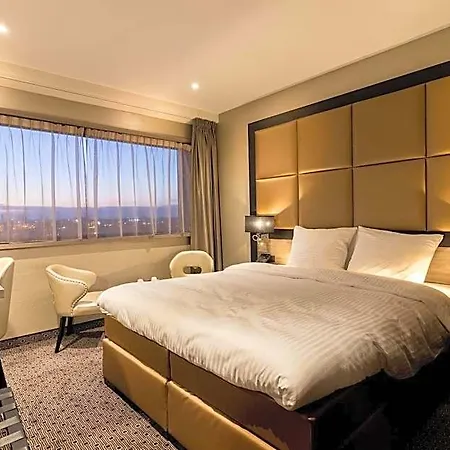 호텔 Riva - Delft 4*