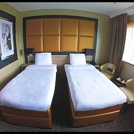 Riva - Delft 4*
