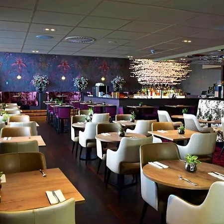 Szálloda Riva - Delft 4*