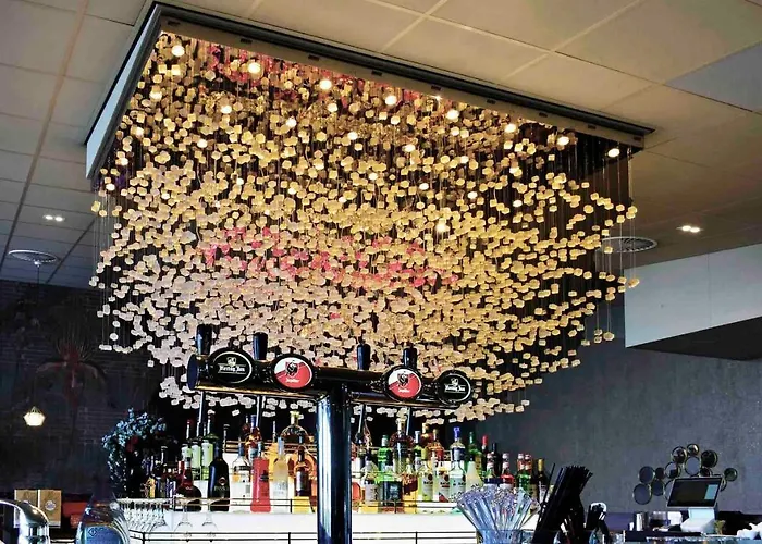 Hotel Riva - Delft 4*