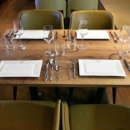 Riva - Delft Hotel 4*