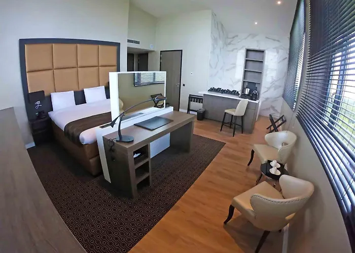 فندق Riva - Delft 4*